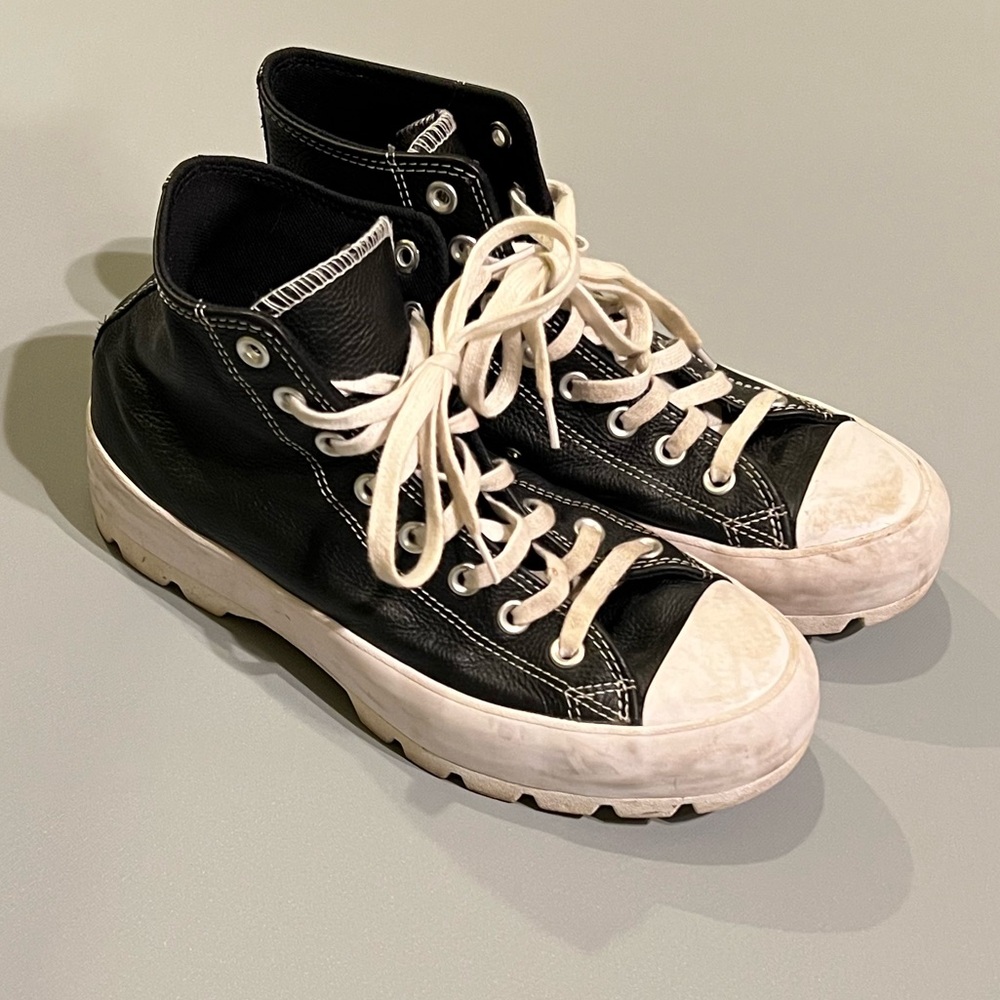 Converse All Star Chuck Taylor Leather High Top 9.5
